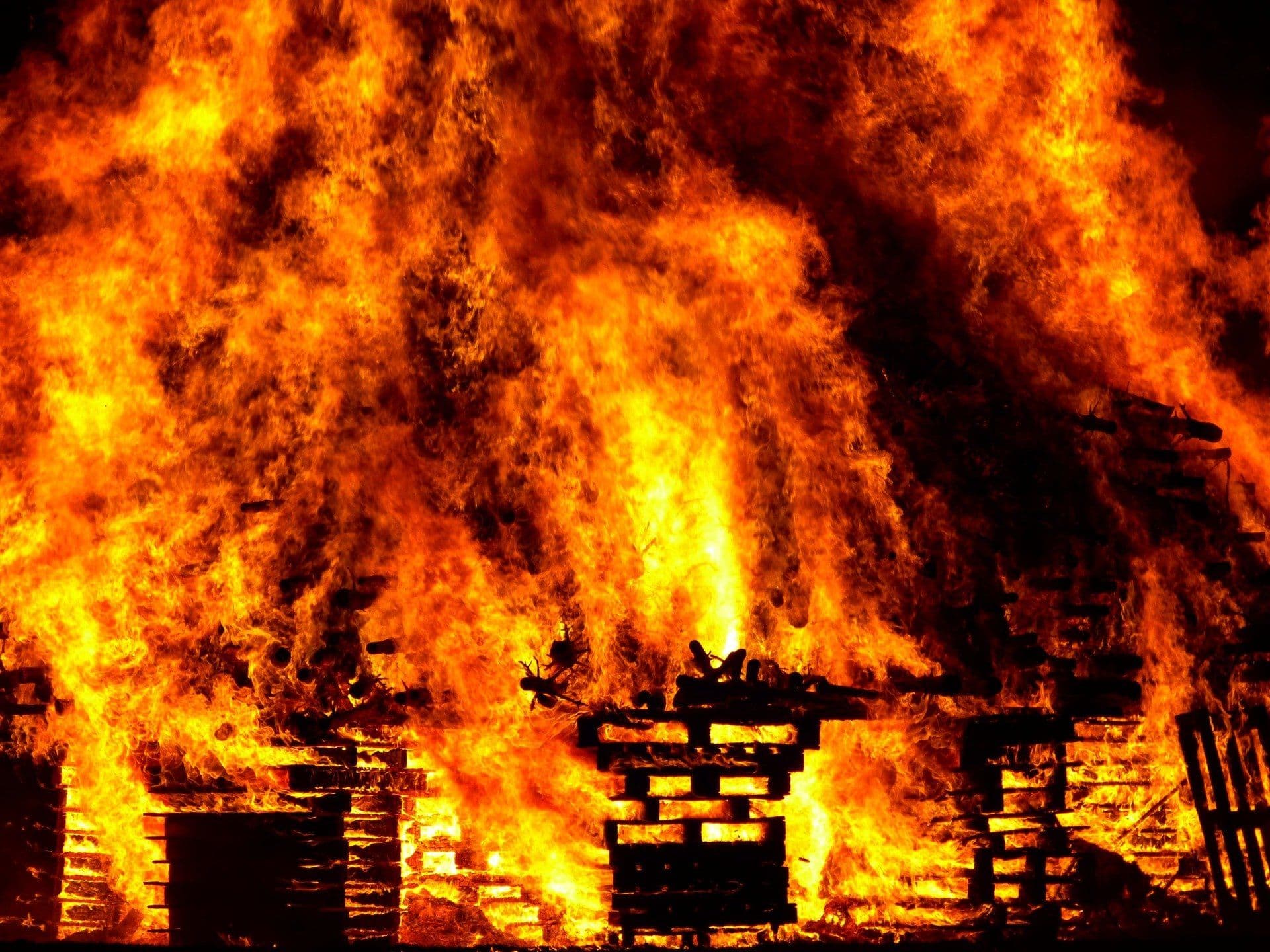 Cosa succede se va a fuoco la casa e non ho pagato il mutuo?