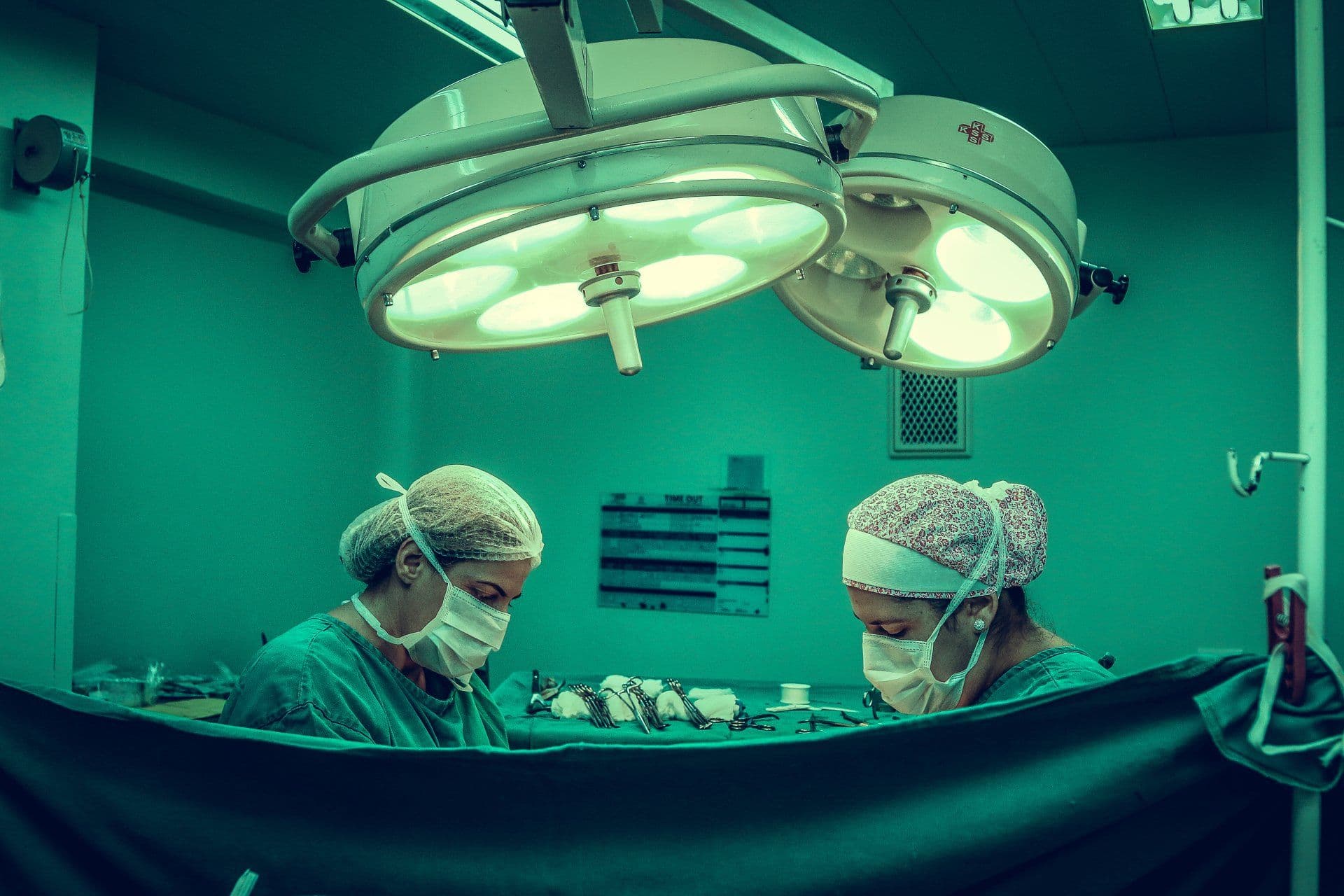 Come evitare le lunghe attese nella sanità italiana